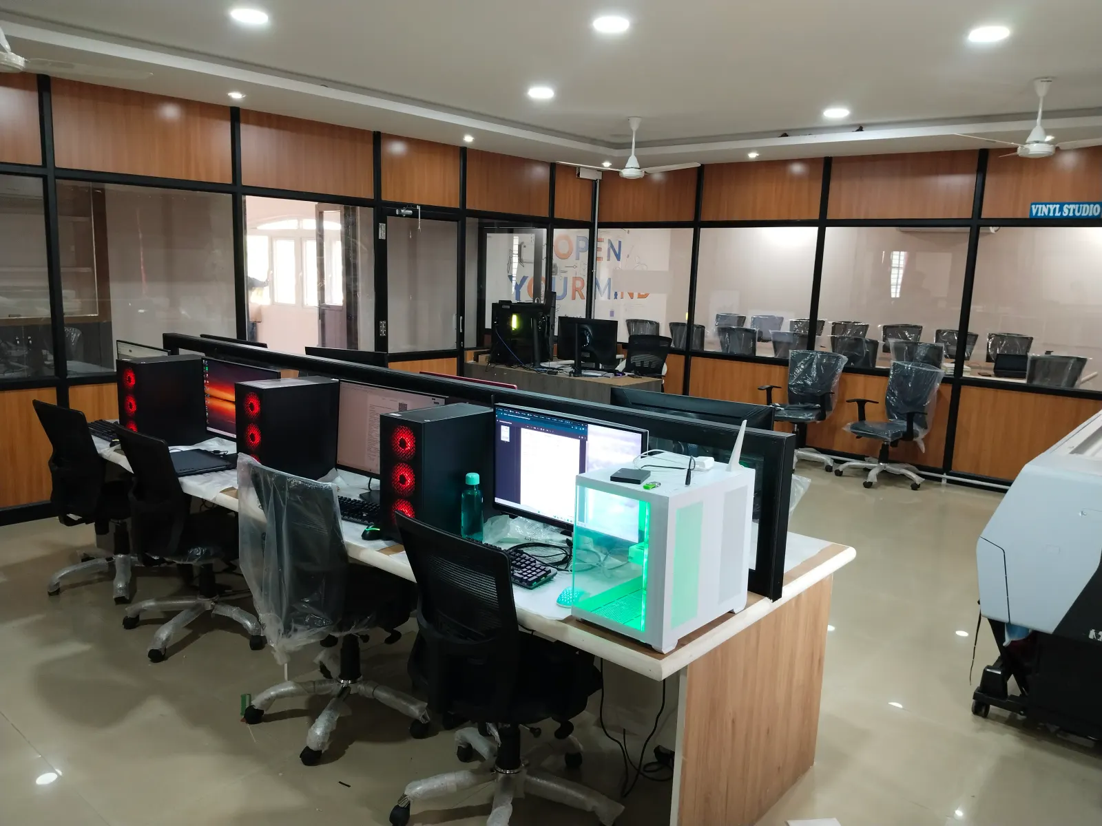 AICTE IDEA Lab workspace — photo 17 of 35